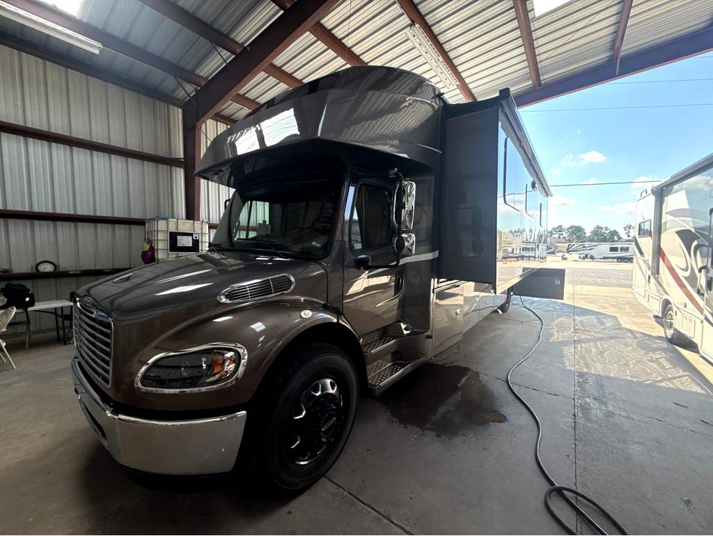 2022 TIFFIN ALLEGRO BAY 38BB - Image 2