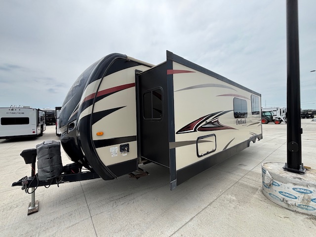 2015 Keystone Outback 300RB - Image 5