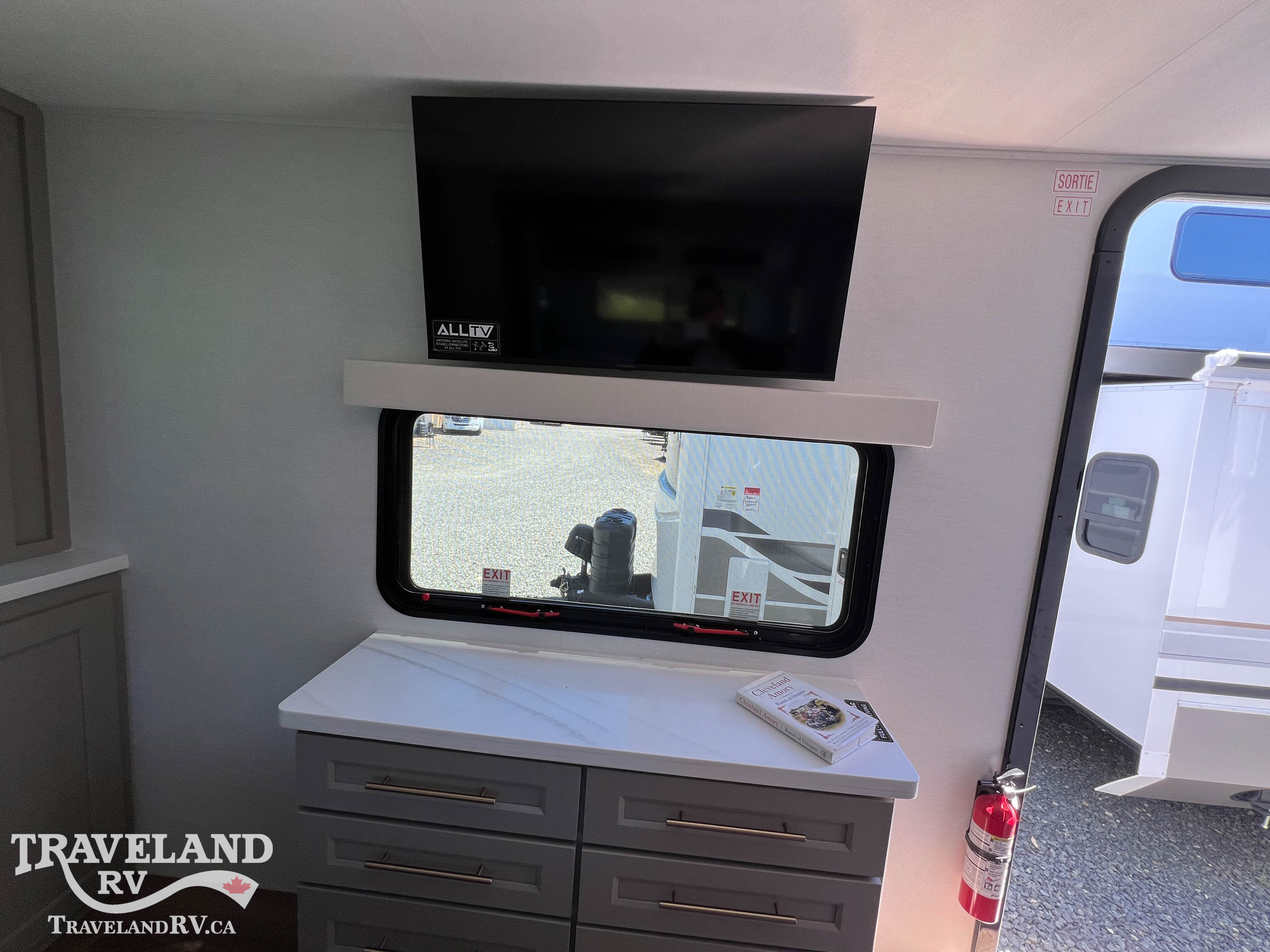 2026 Alliance RV Benchmark 44RKL - Image 21