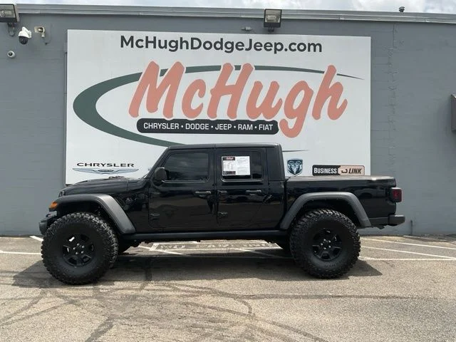 2022 Jeep Gladiator Crew Cab Mojave 4WD - Image 9