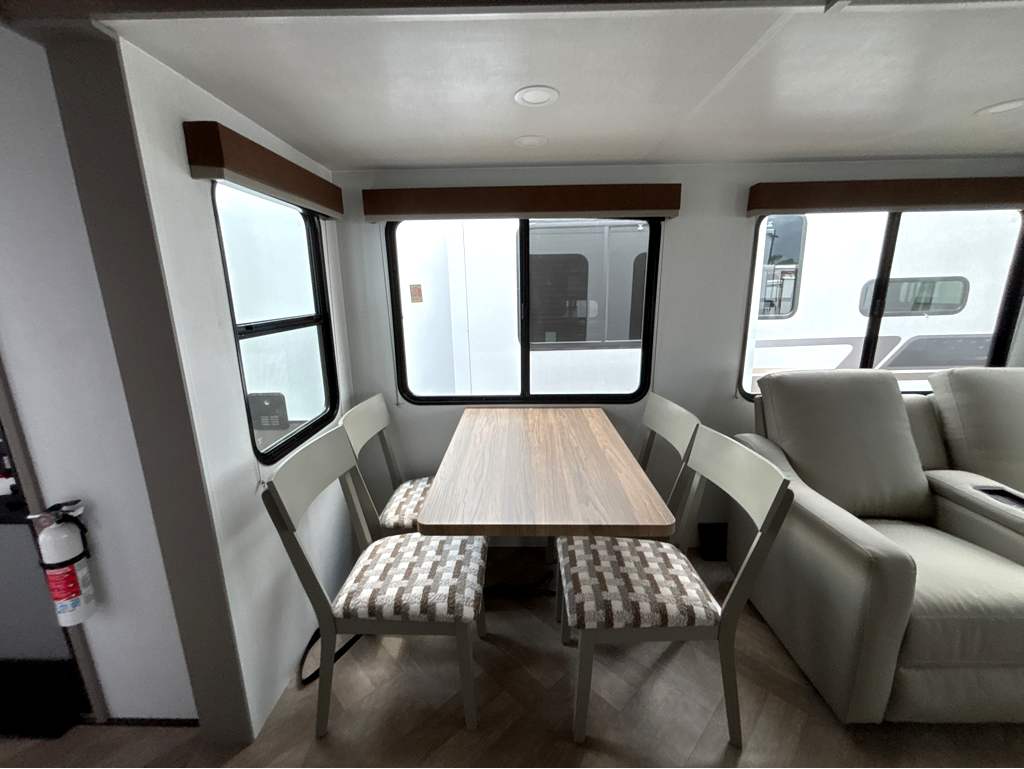 2026 Keystone SPRINTER 3590LFT - Image 8