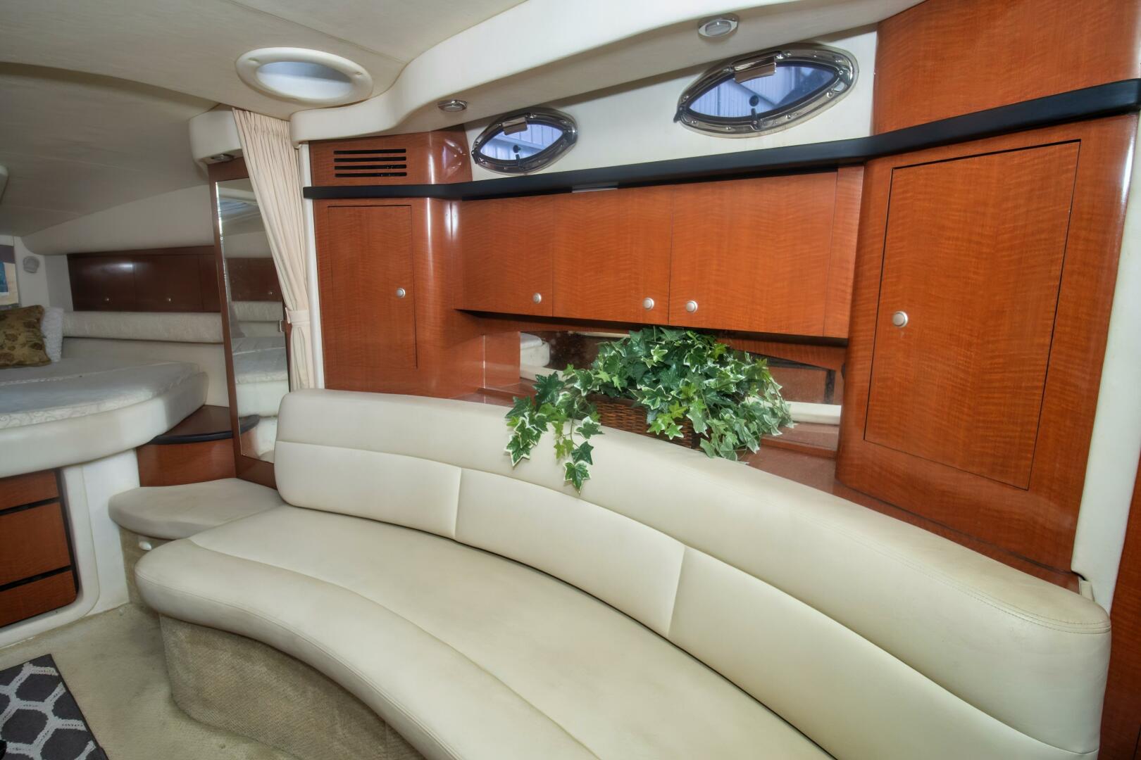 2005 Sea Ray 340 Sundancer - Image 17