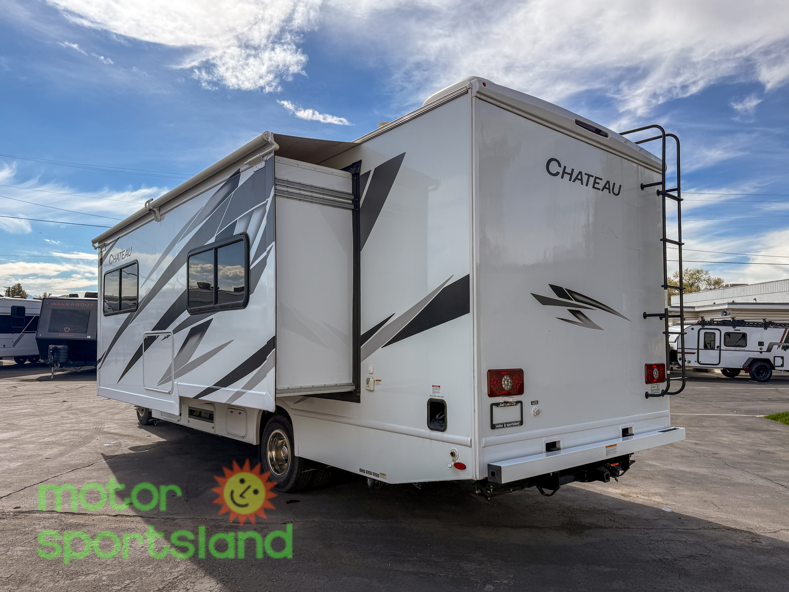 2025 Thor Motor Coach Chateau 27P - Image 9