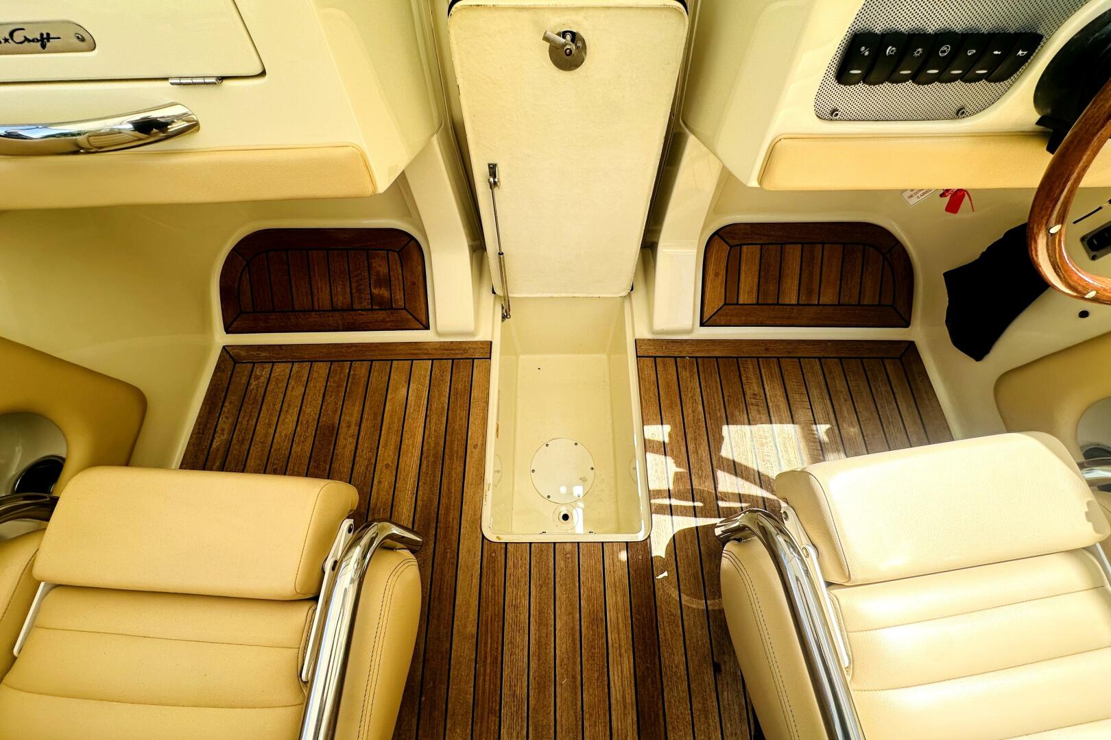 2013 CHRIS-CRAFT Corsair 22 Base - Image 15