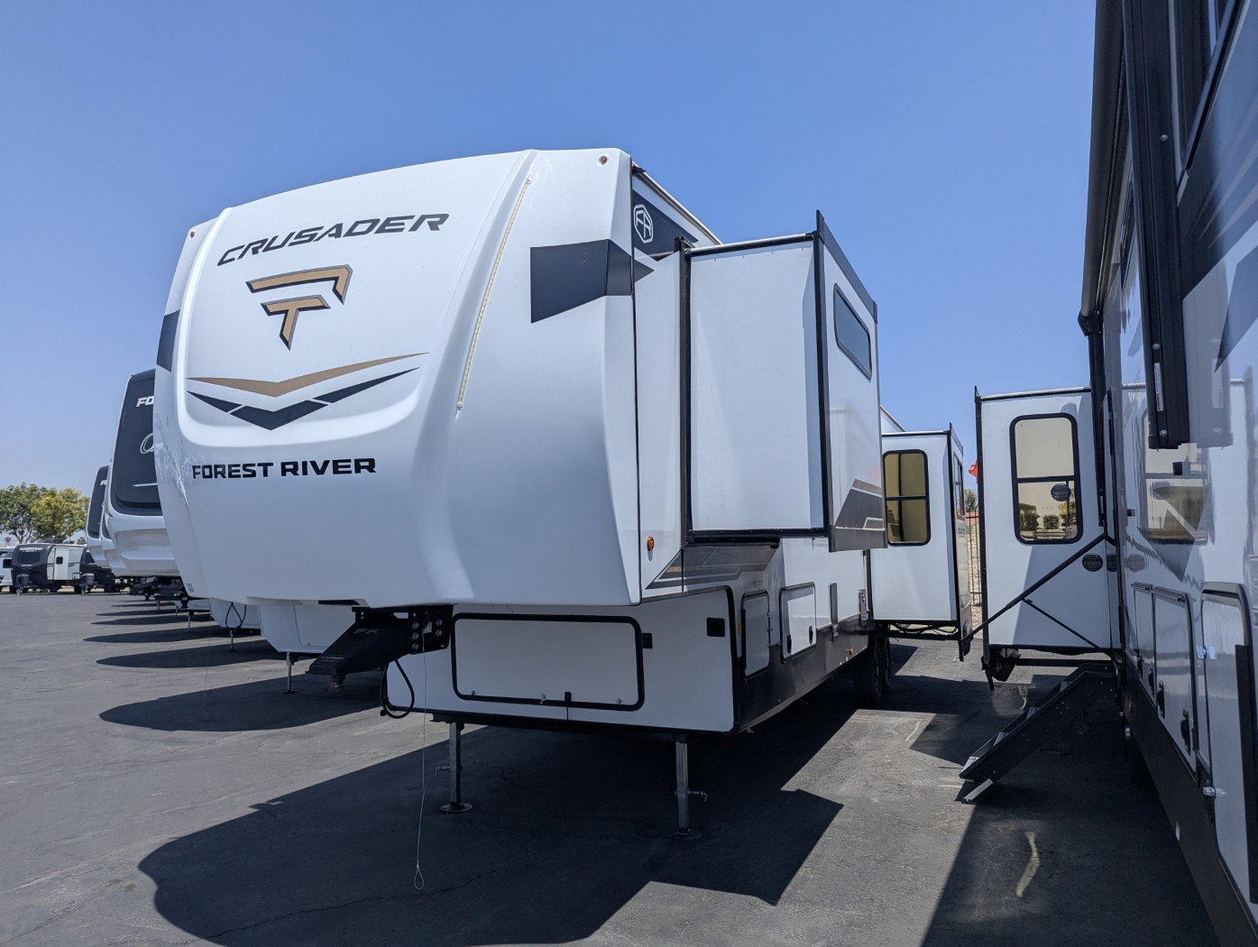 2026 Forest River CRUSADER 2SUITE - Image 3