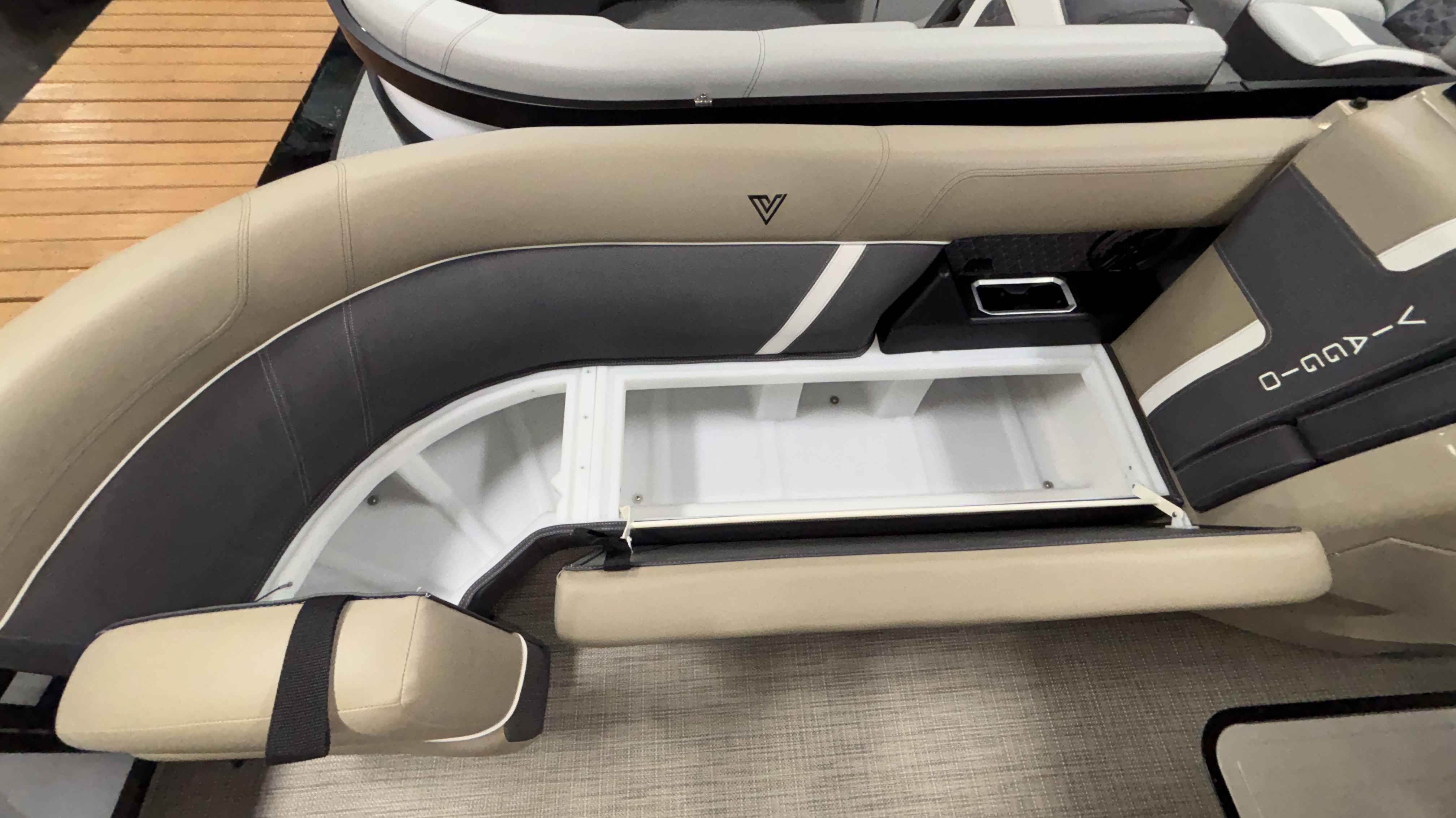 2026 Viaggio Z24U - Image 38