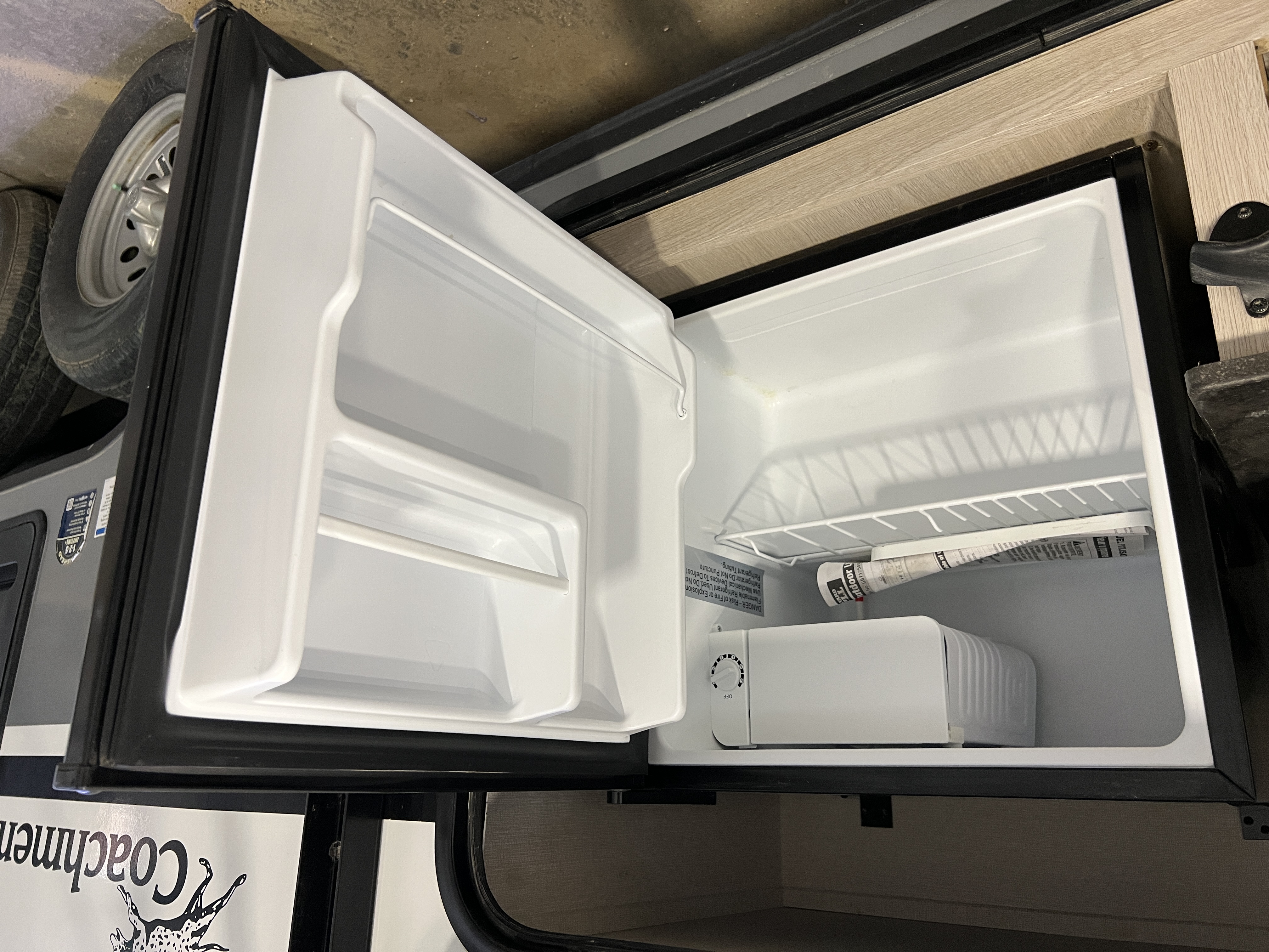 2022 Coachmen Apex Nano 208BHS - Image 11
