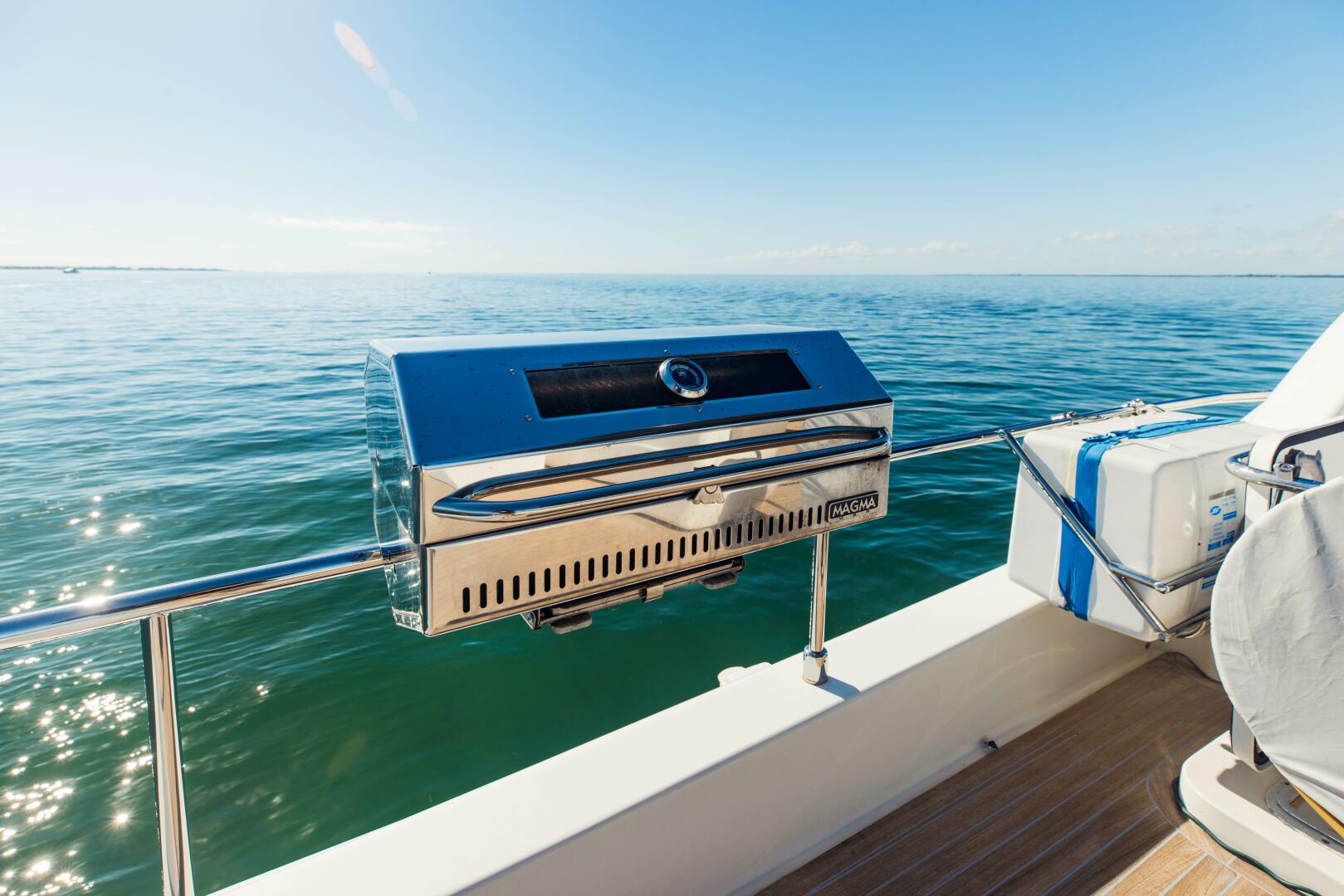 2017 Ferretti Yachts 750 - Image 35
