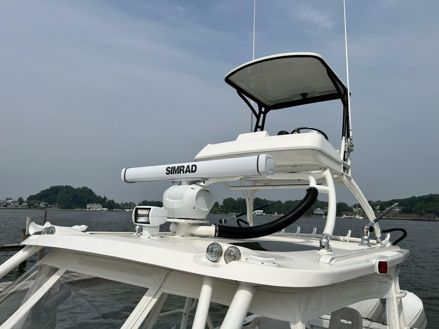 2012 Everglades 350 LX - Image 22