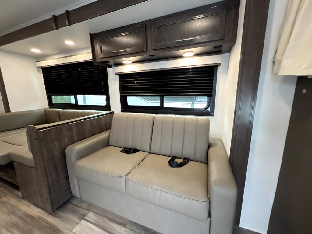 2026 ENTEGRA COACH ODYSSEY SE 29KF - Image 7