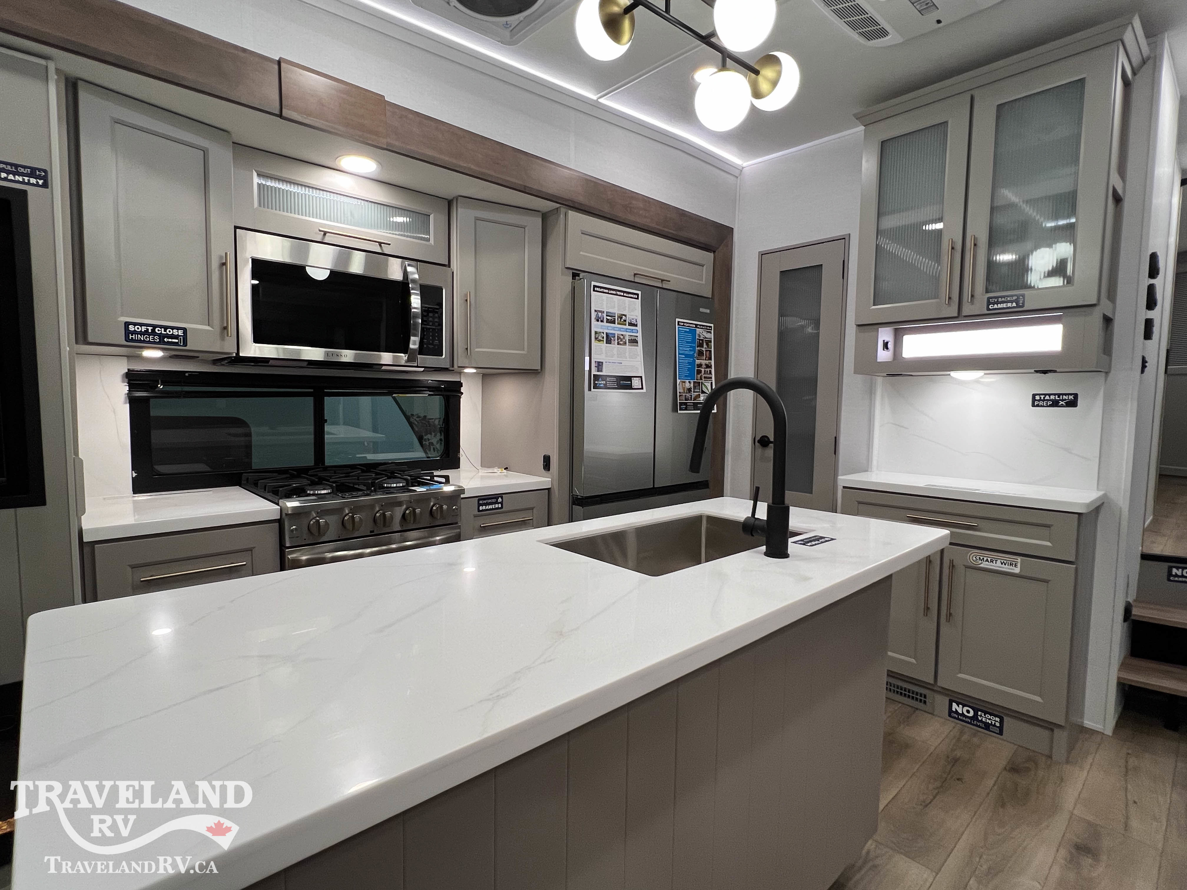 2026 Alliance RV Paradigm 310RL - Image 7