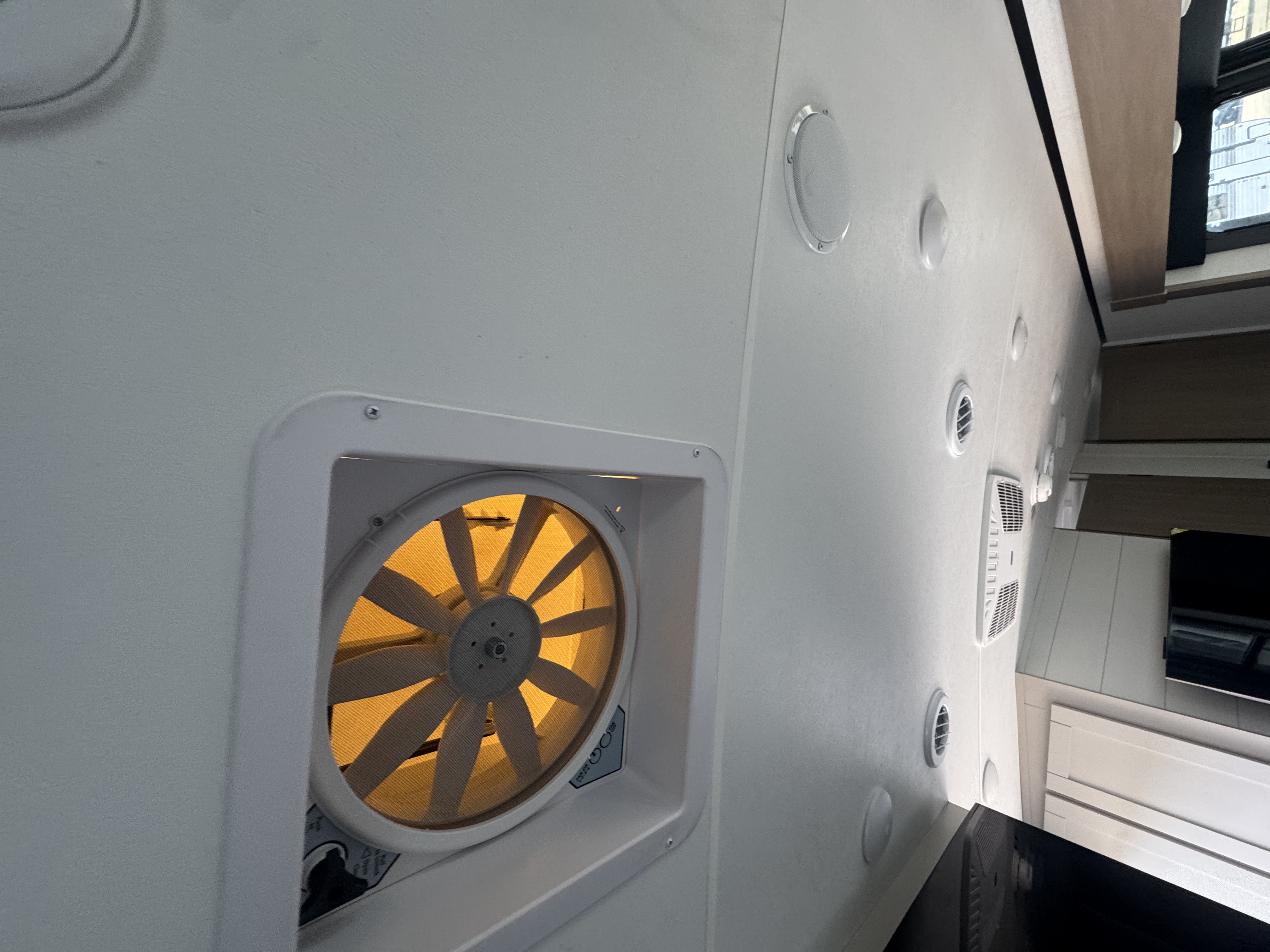 2027 JAYCO JAY FEATHER 26FK - Image 26