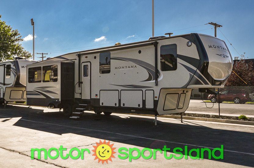 2018 Keystone Montana HM384BR - Image 1