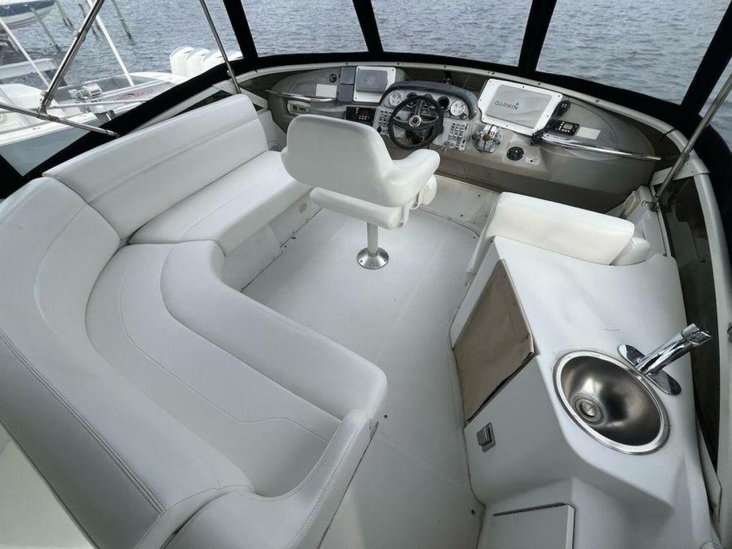 2000 Carver 396 Motor Yacht - Image 7