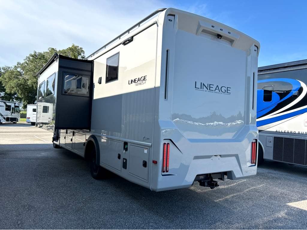 2026 GRAND DESIGN LINEAGE SERIESF 31ZW - Image 10