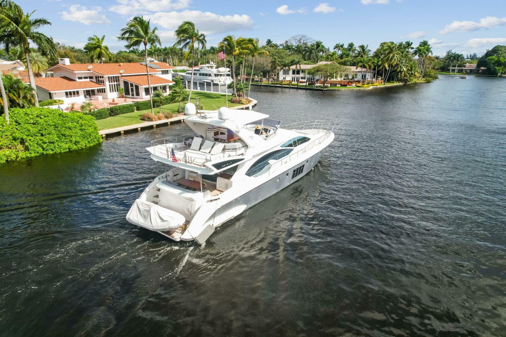 2013 Azimut 70 - Image 5