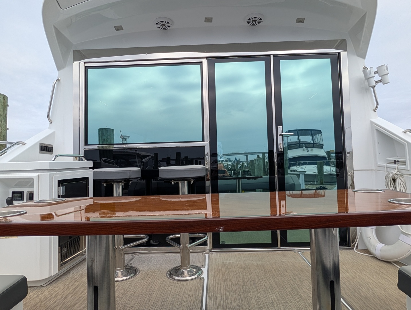 2022 Cruisers Yachts 54 Cantius - Image 58