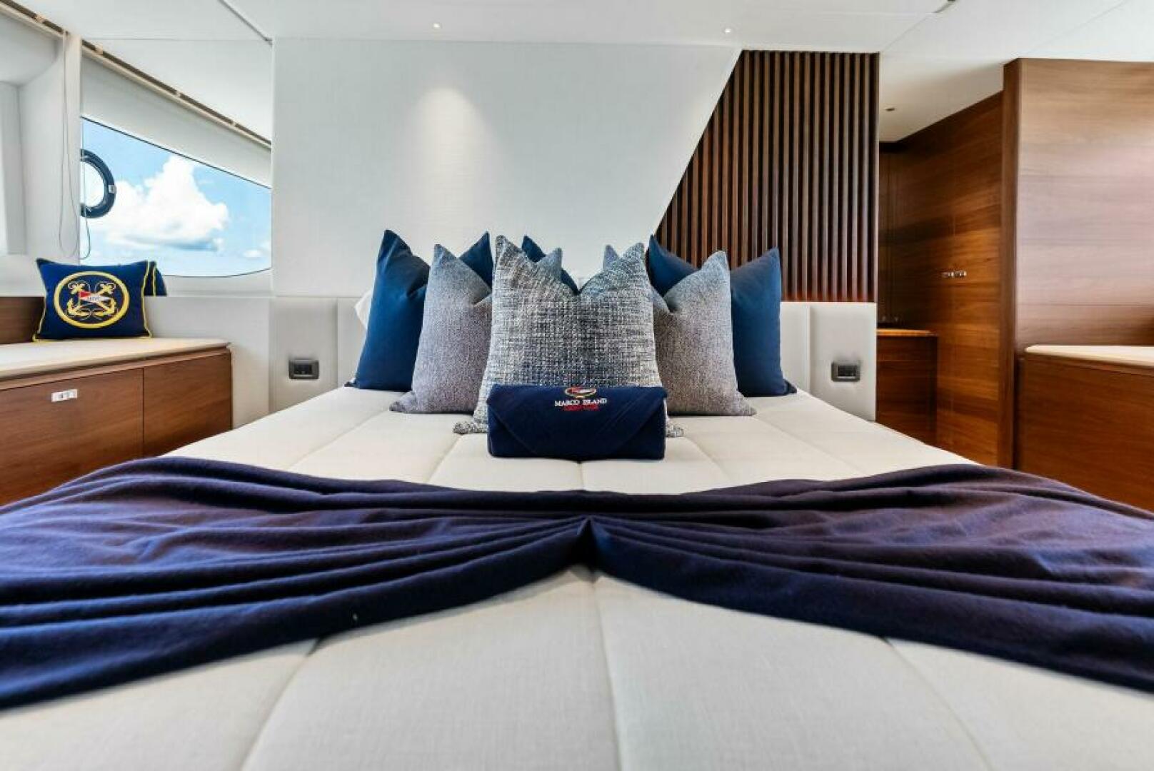 2024 Princess Y72 Motor Yacht - Image 33