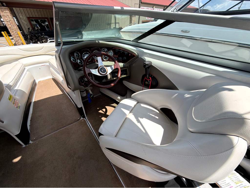 2011 CROWNLINE 21SS - Image 14