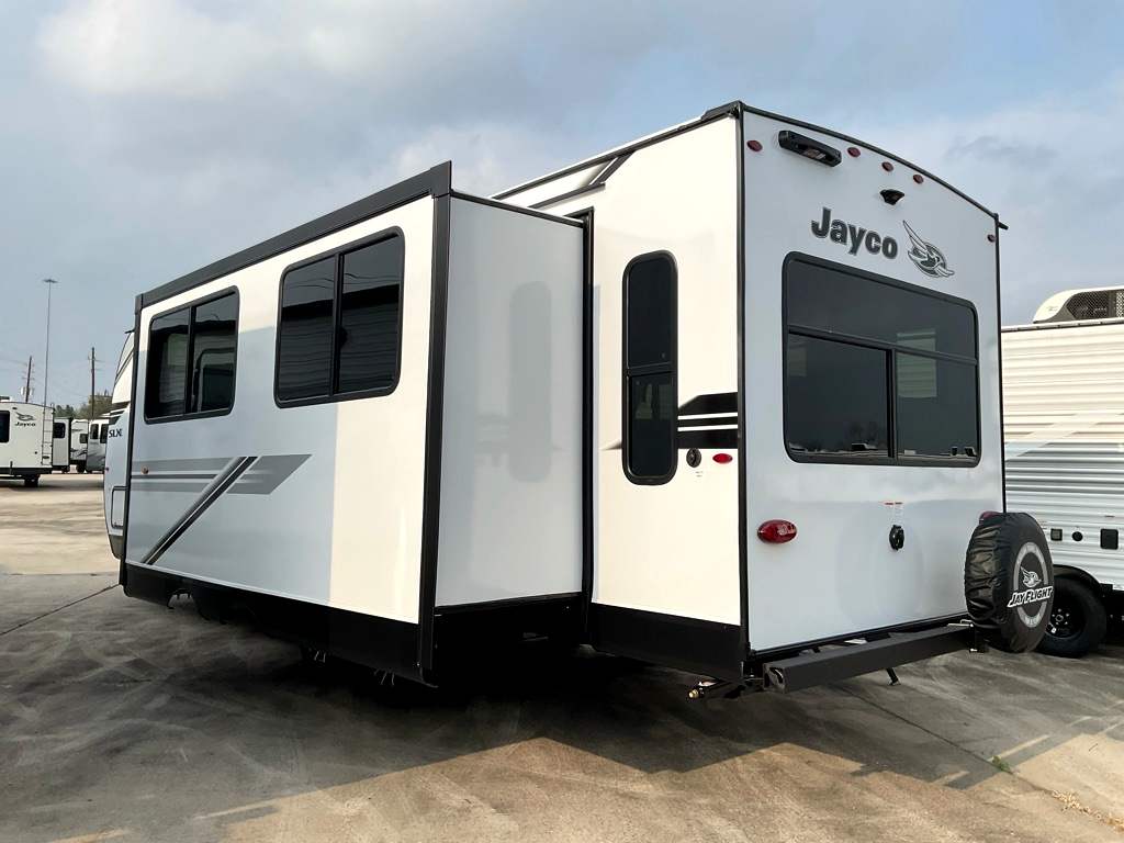 2026 JAYCO Jay Flight SLX 262RLS - Image 26