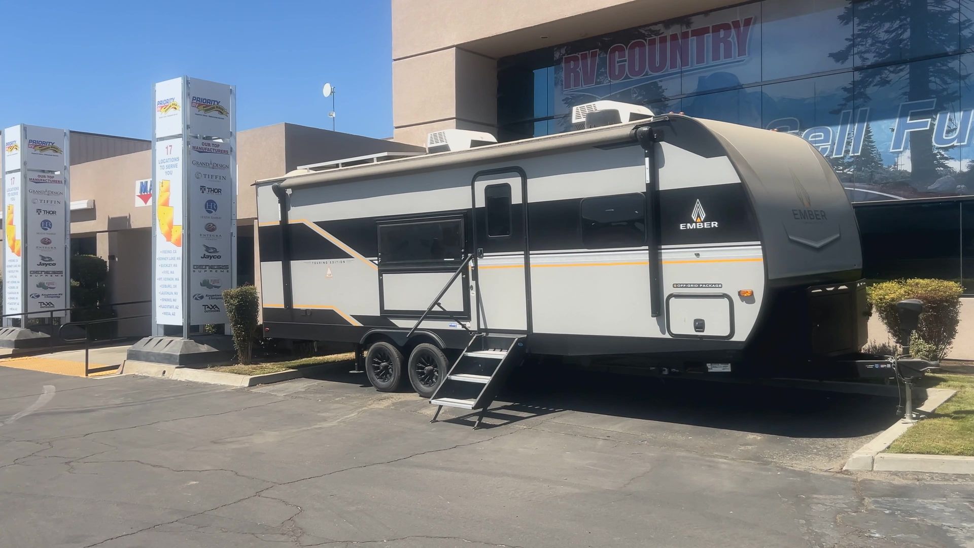 2027 Ember RV Touring Edition 2300MLL - Image 8