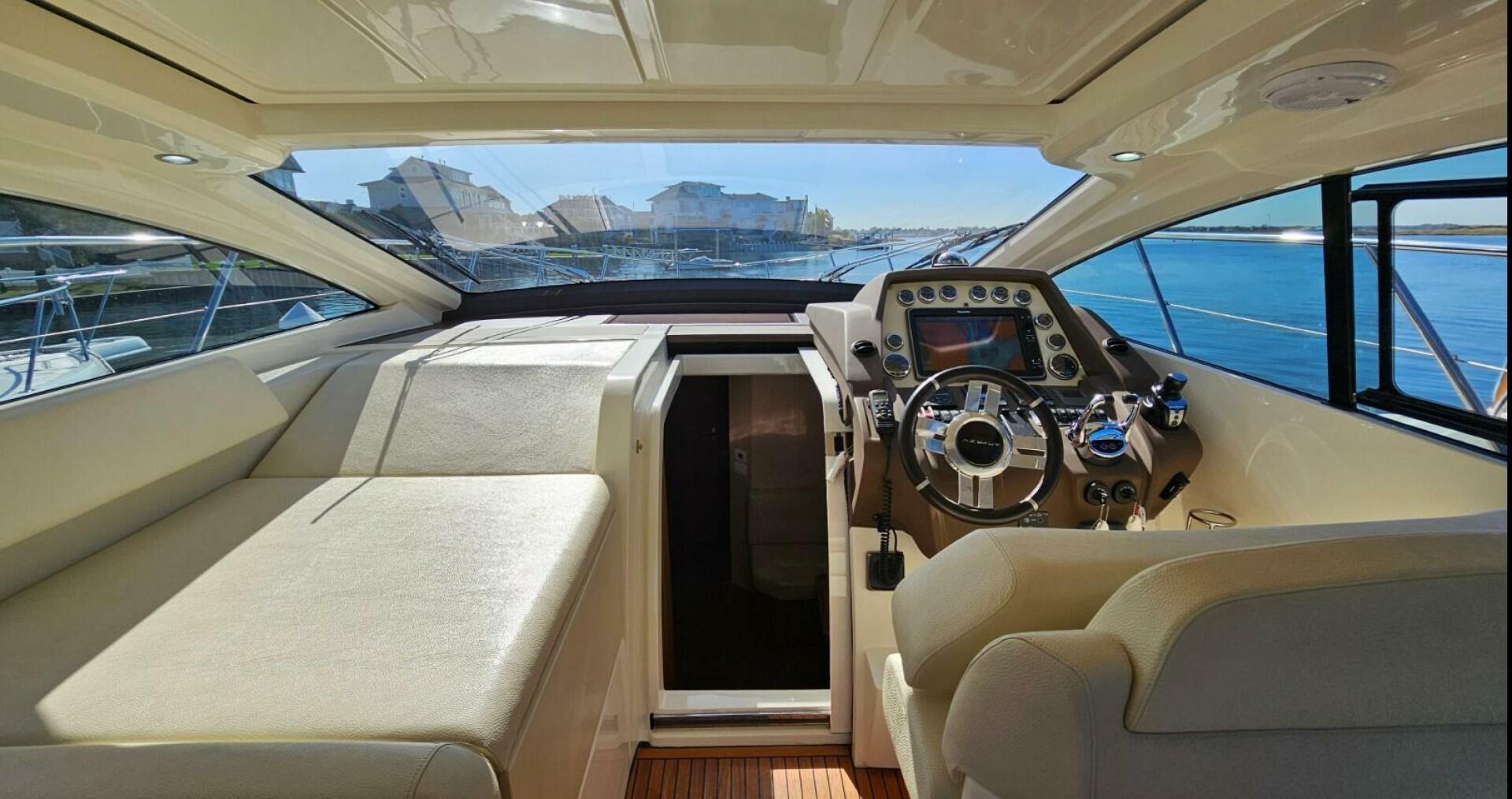 2015 Azimut Atlantis 50 - Image 13