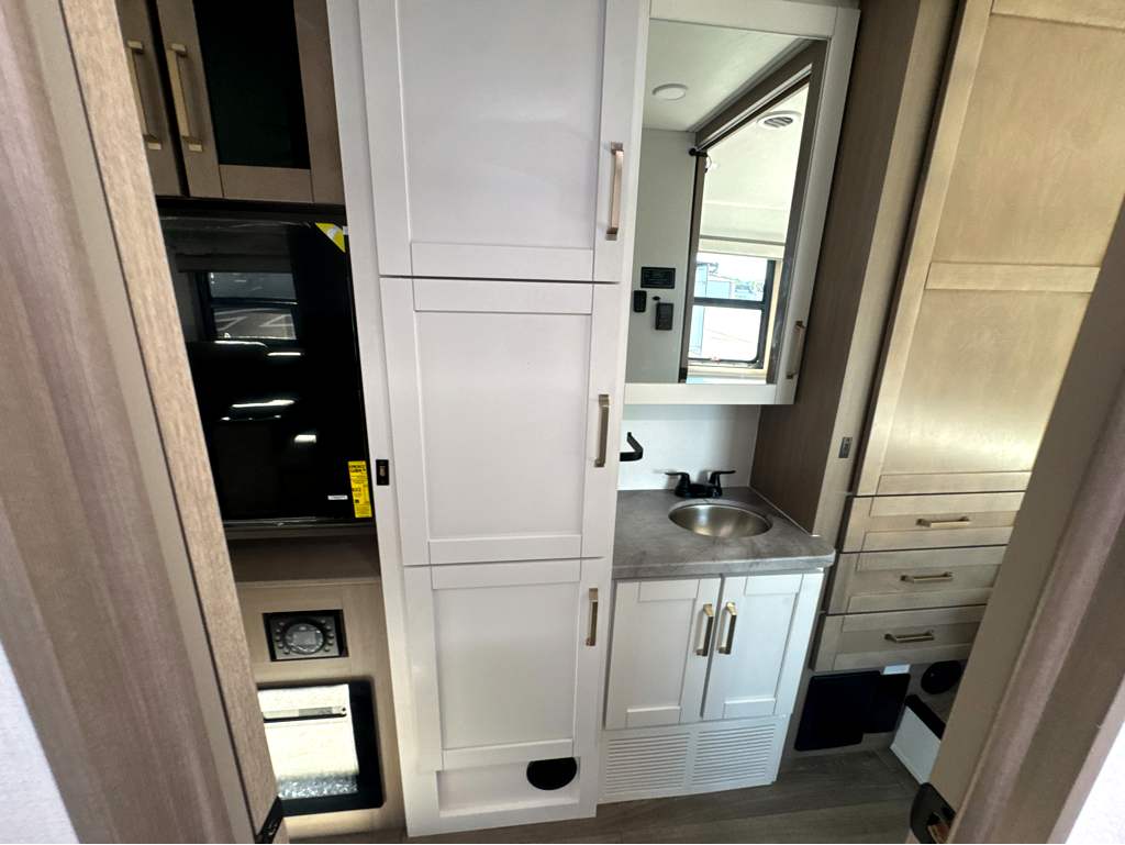 2027 JAYCO GREYHAWK 30Z - Image 19