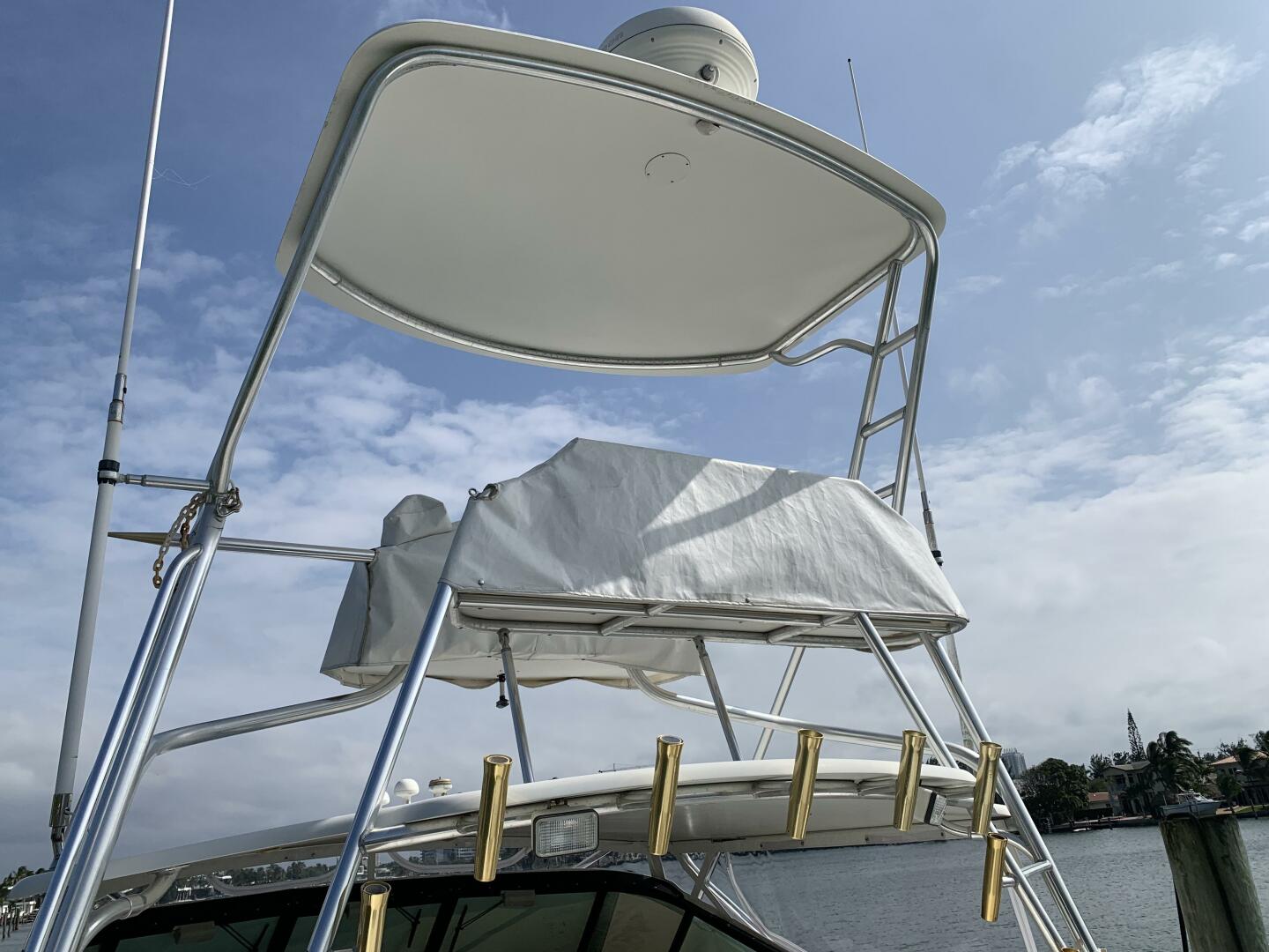 1999 Tiara Yachts 43 Open - Image 12