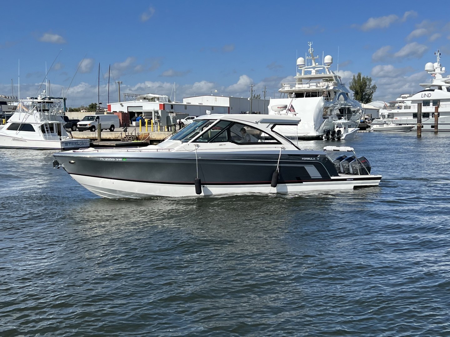2021 Formula 380 Super Sport Crossover OB - Image 2