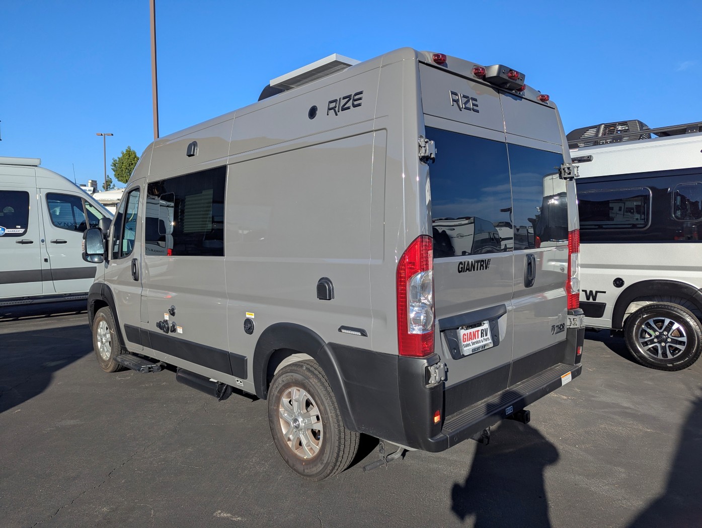 2026 Thor Motor Coach Rize 18G - Image 4
