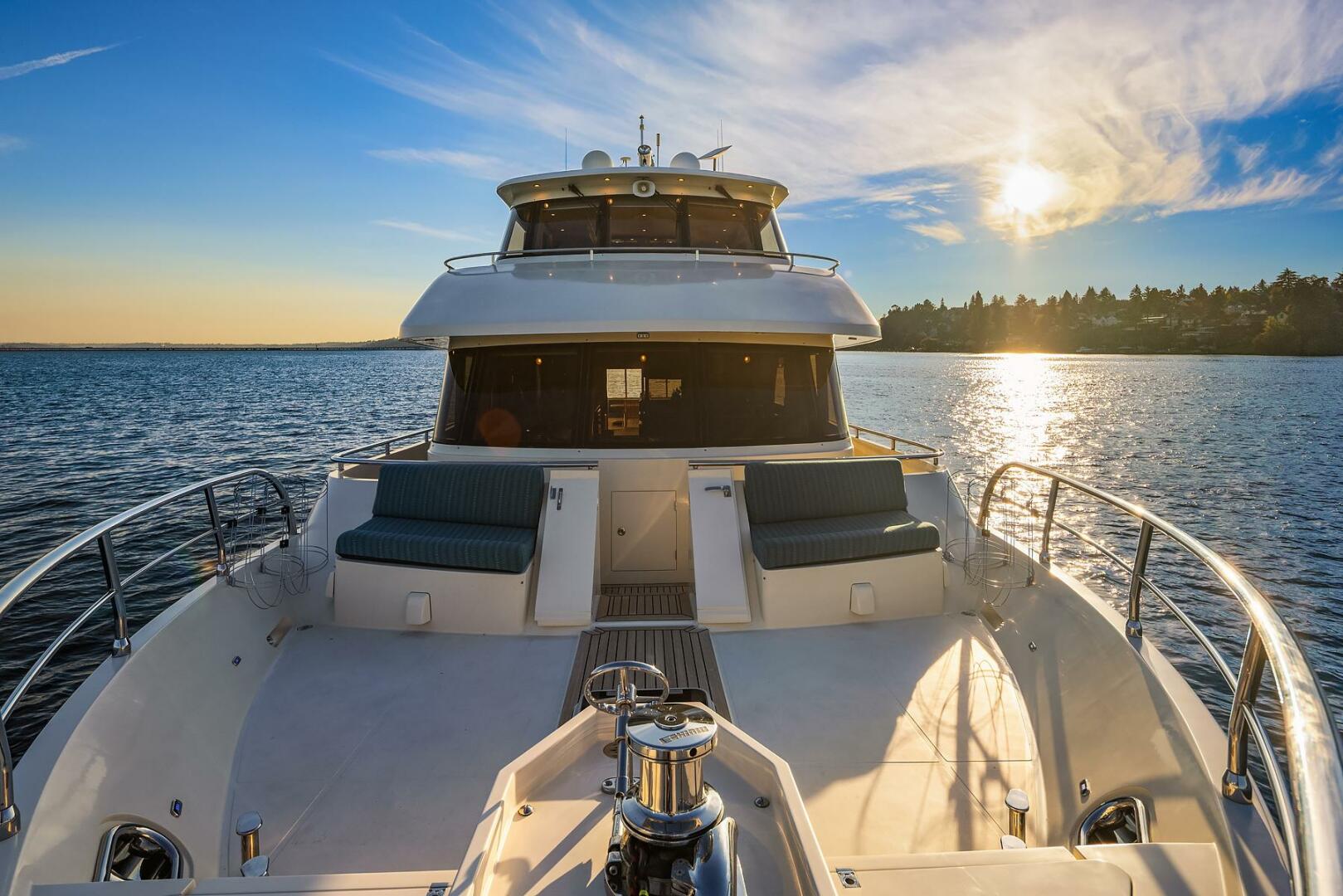 2014 Hampton 720 Skylounge LRC - Image 93