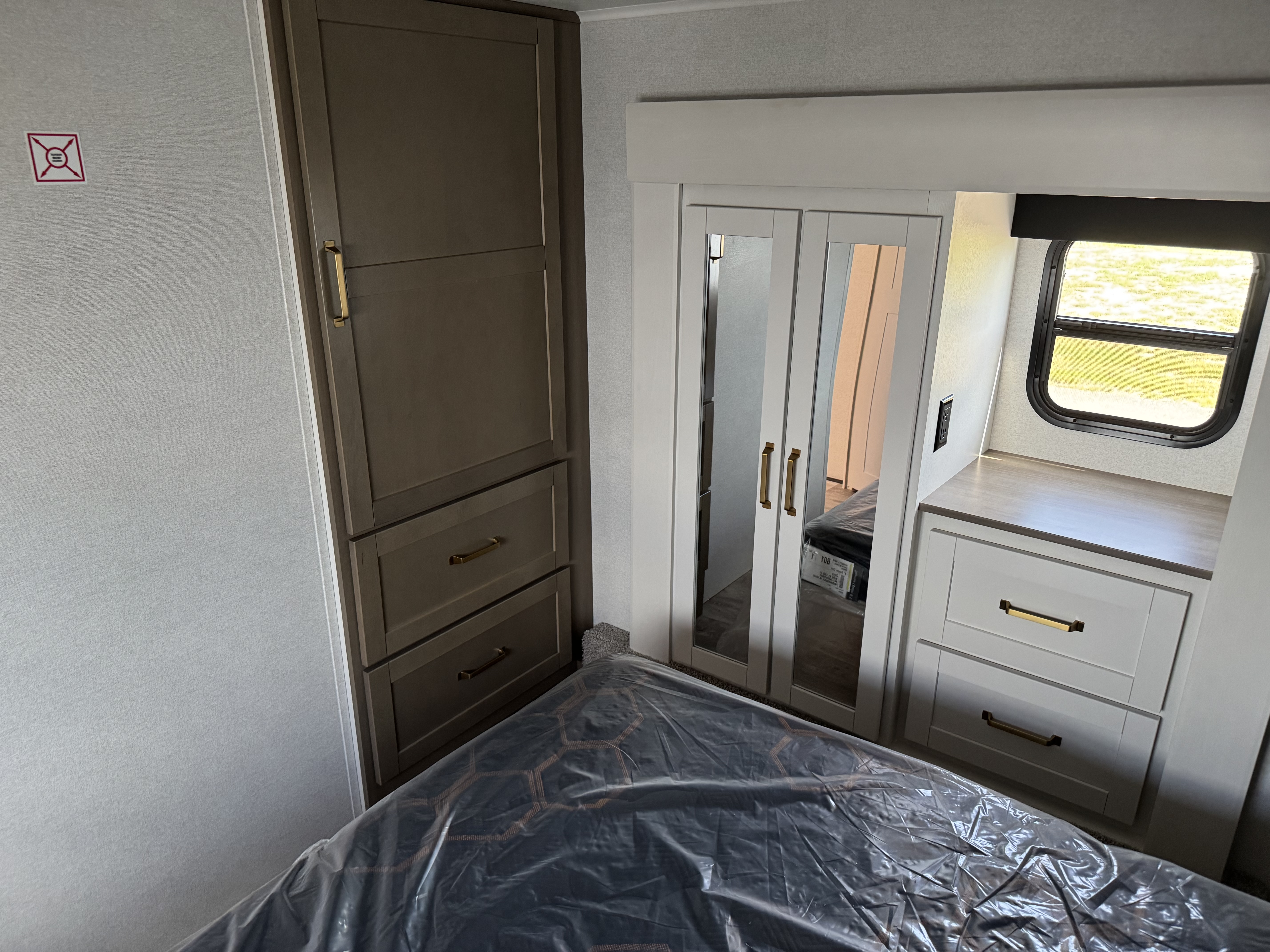 2027 JAYCO EAGLE SLE 24MLE - Image 22