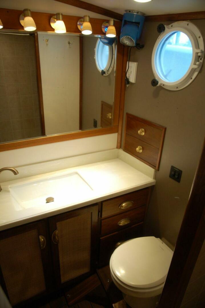 2006 Custom Sprague - Image 58