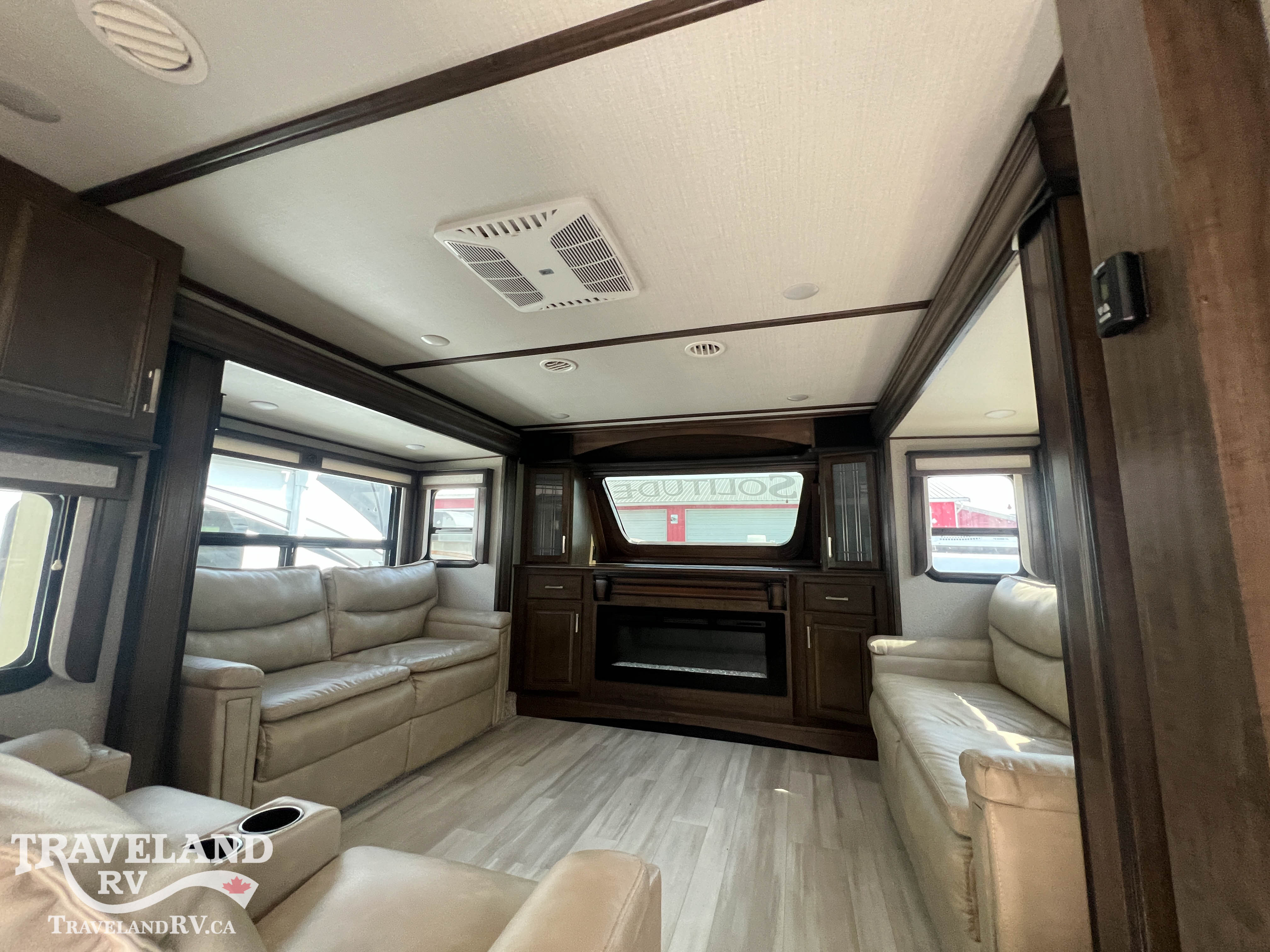 2021 Grand Design Solitude 380FL - Image 3