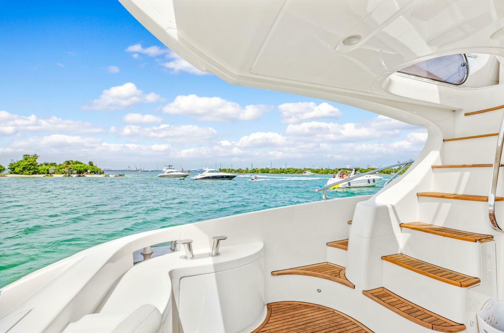 2004 Azimut Azimut 62 Base - Image 24