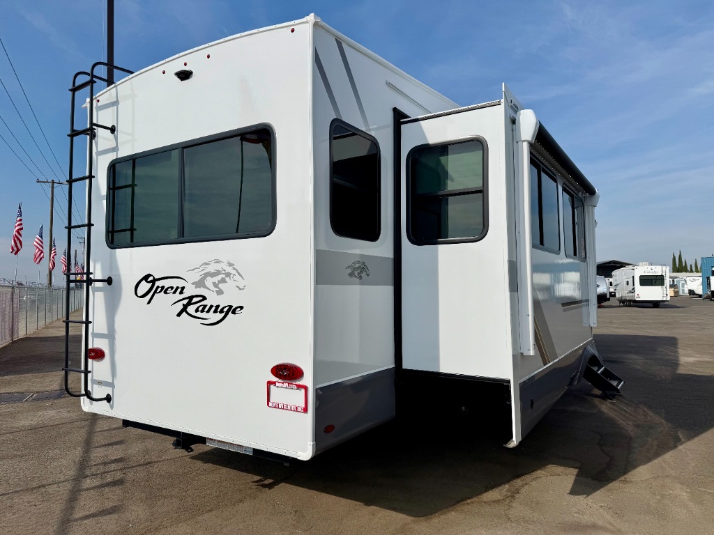 2026 Roamer FW 35MRQS - Image 6
