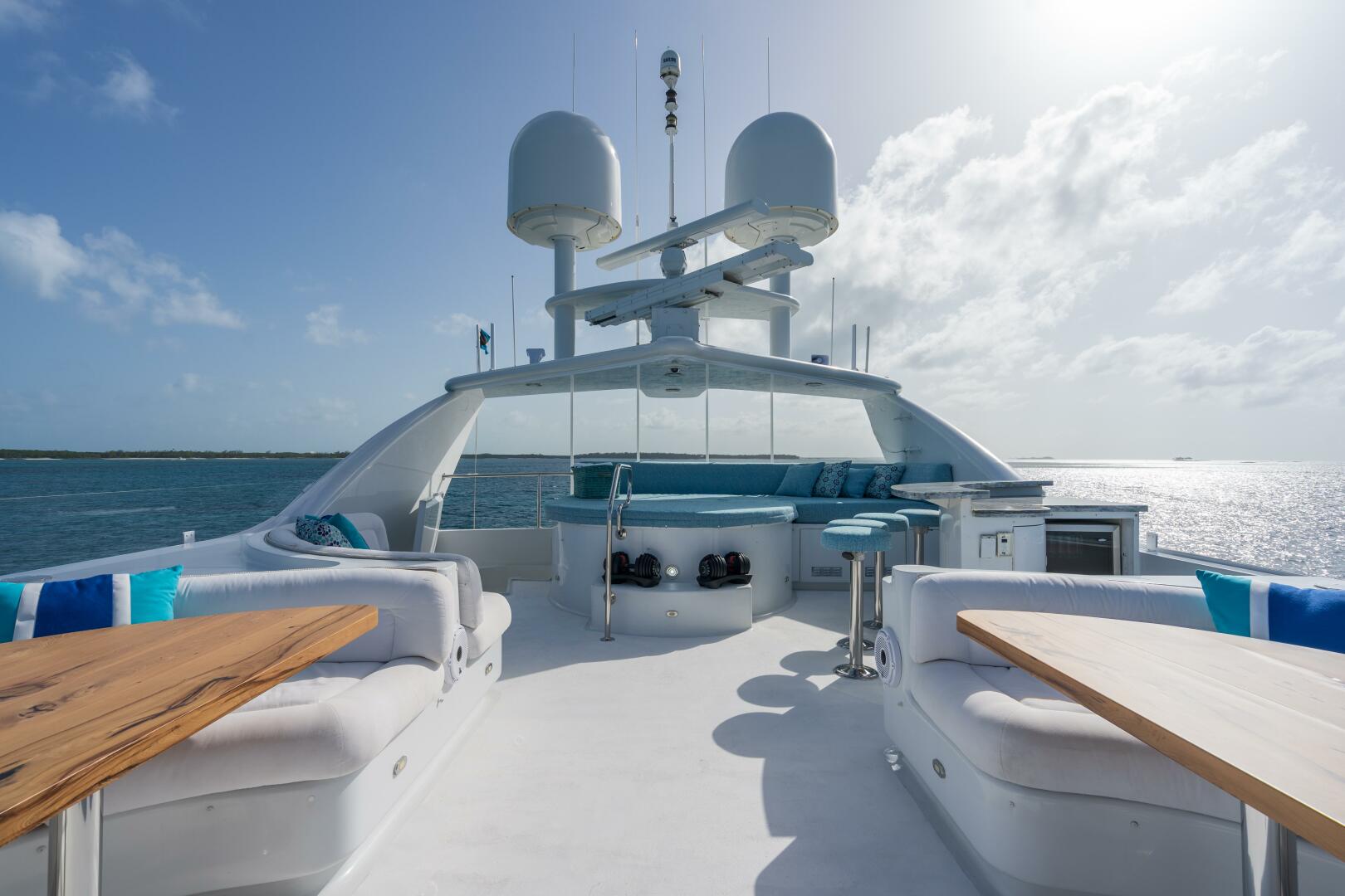 2001 Westship Skylounge - Image 48