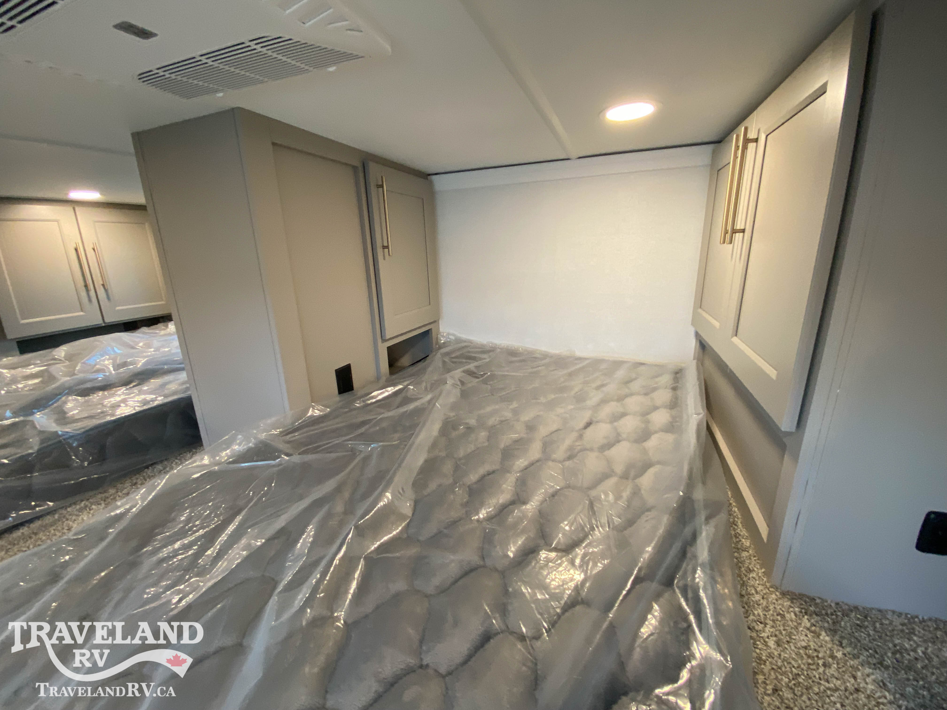 2026 Alliance RV Benchmark 44RKL - Image 23