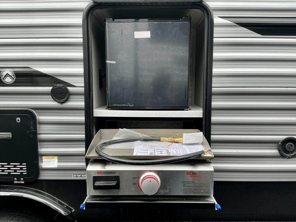 2026 COACHMEN 333DORM - Image 28