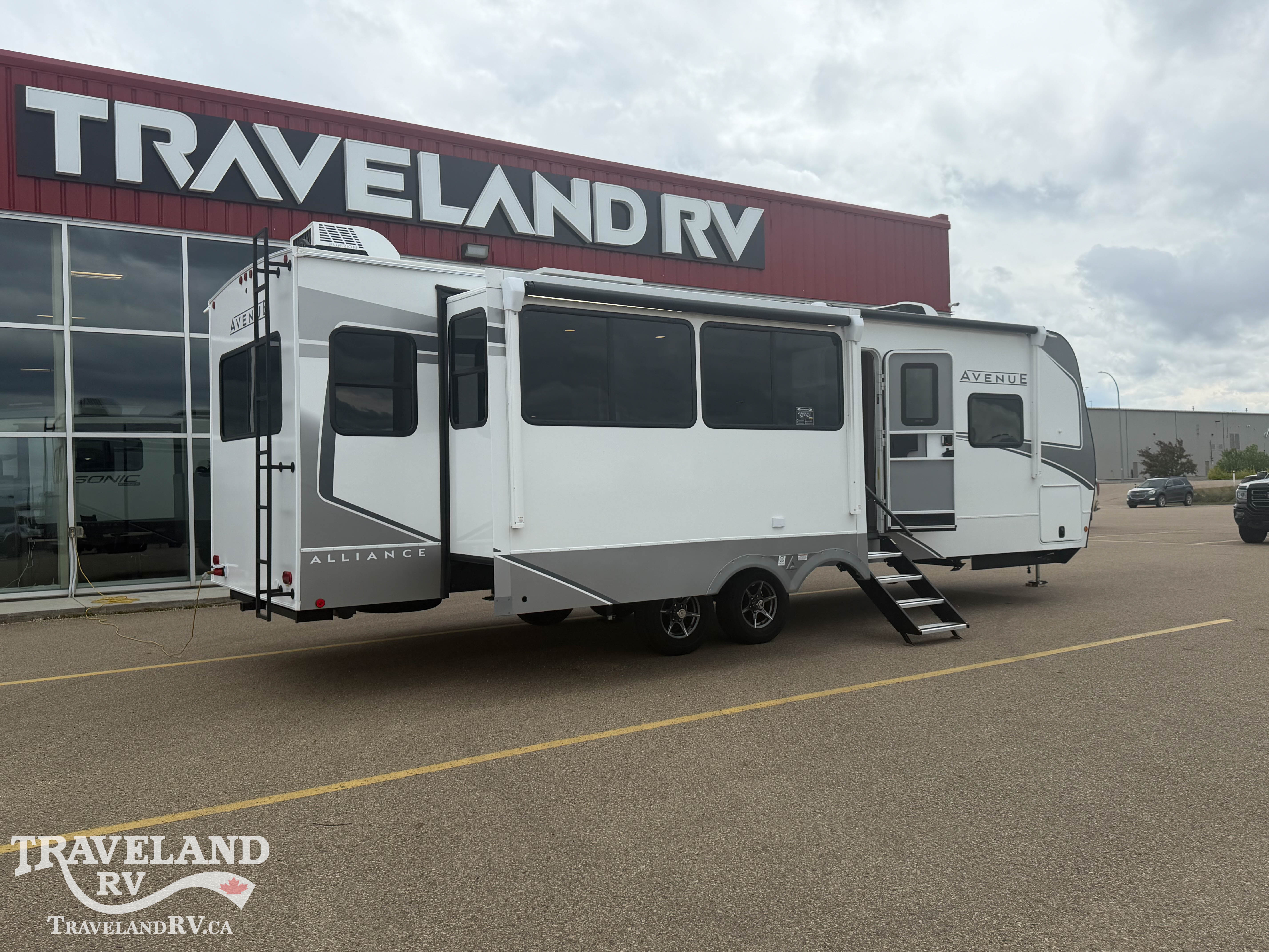 2026 Alliance RV Avenue 298RL - Image 9