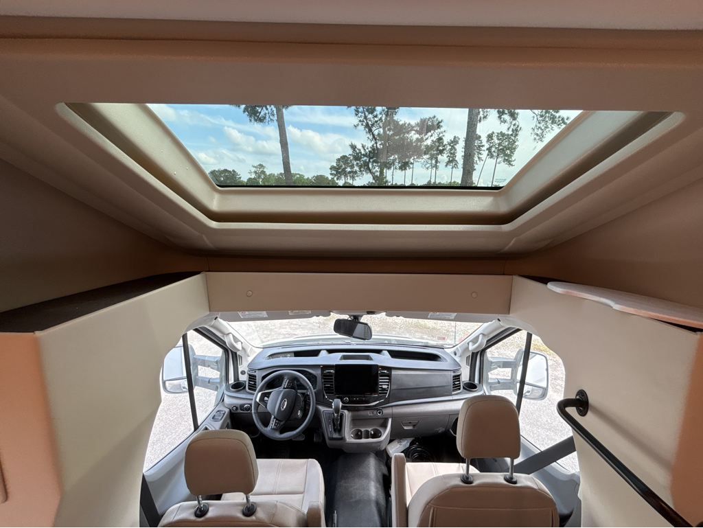 2026 THOR MOTOR COACH COMPASS 22MT - Image 25