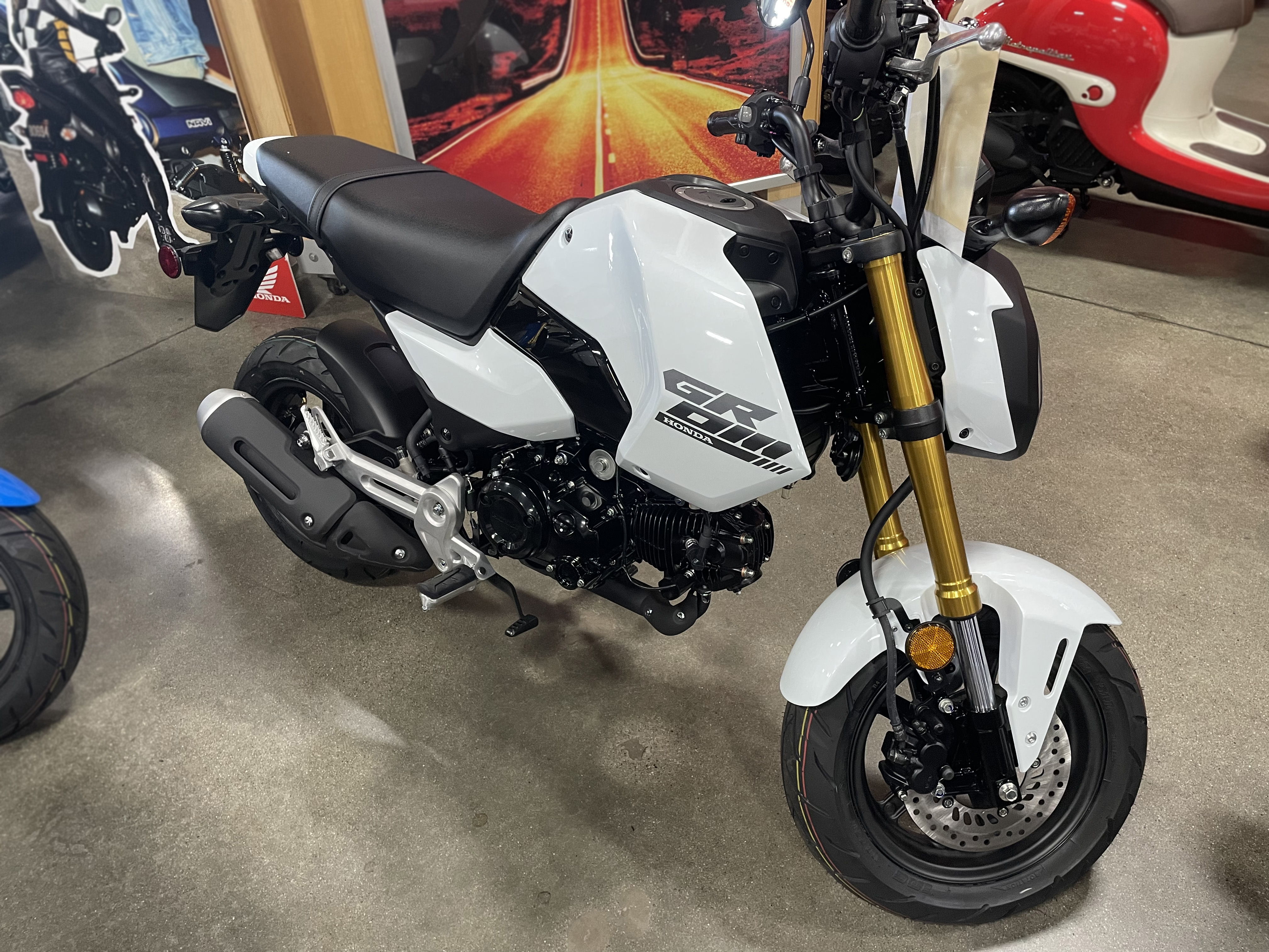 2026 Honda Grom - Image 2