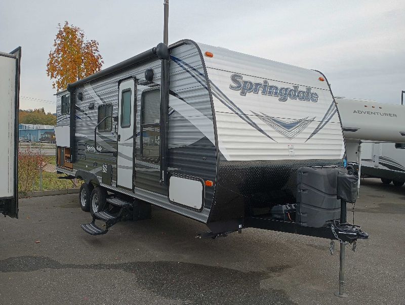 2018 Keystone Springdale West 220BHWE - Image 1