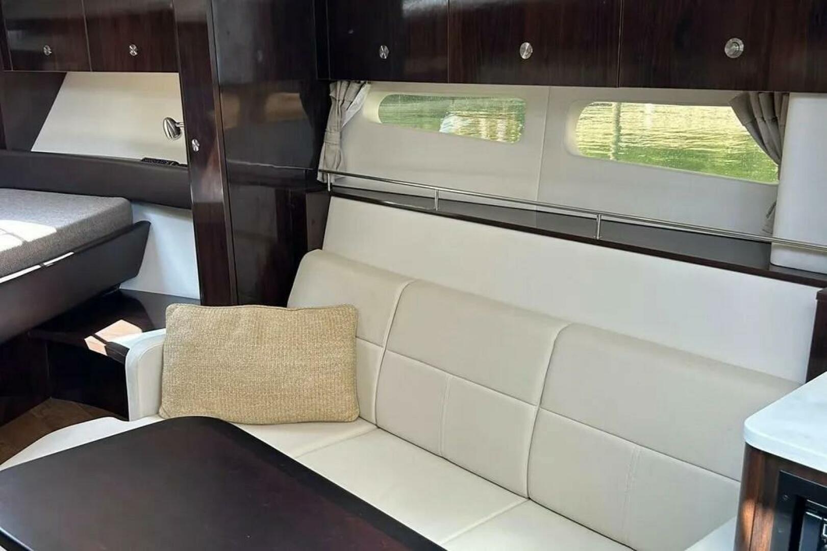 2019 Sea Ray Coupe - Image 7