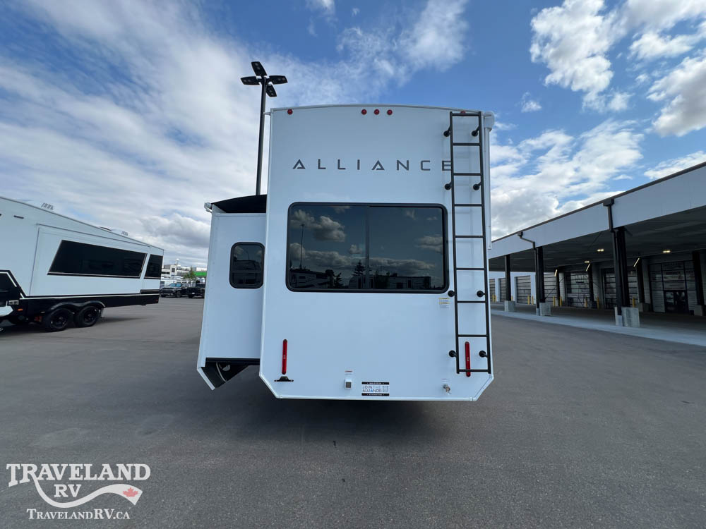 2027 Alliance RV Benchmark 42LFT - Image 9