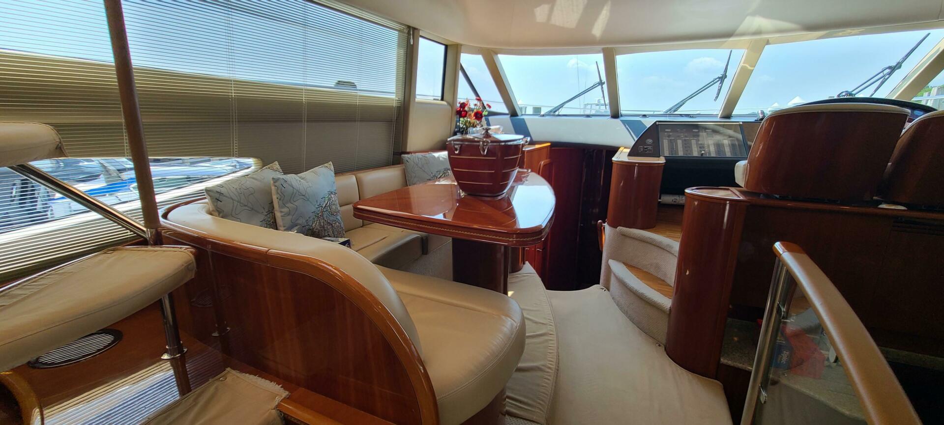 2006 Viking Sport Cruisers 61 Flybridge - Image 17