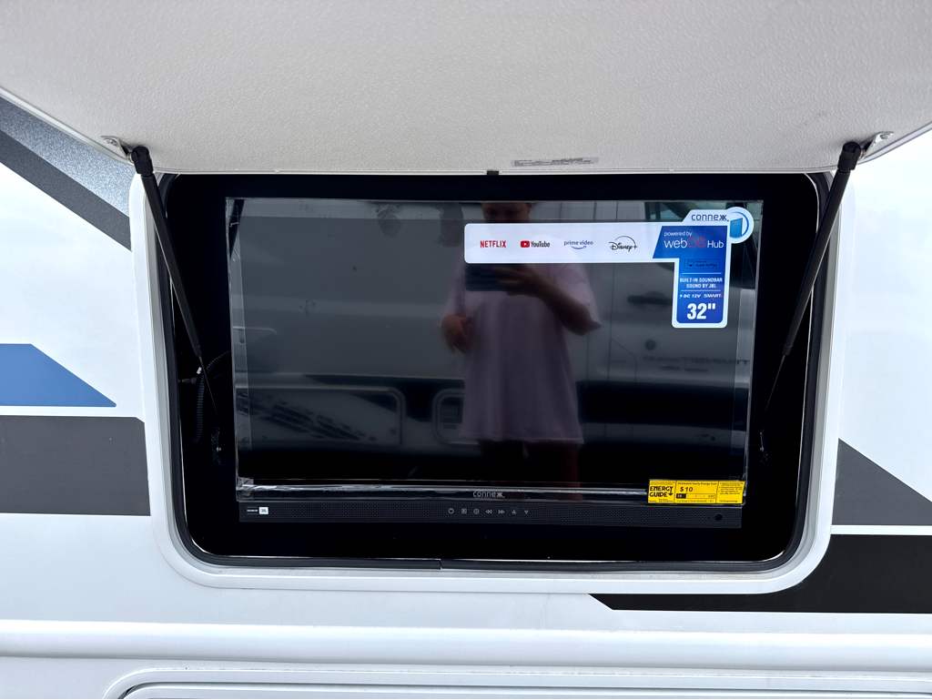 2027 THOR MOTOR COACH MAGNITUDE GA28 - Image 6