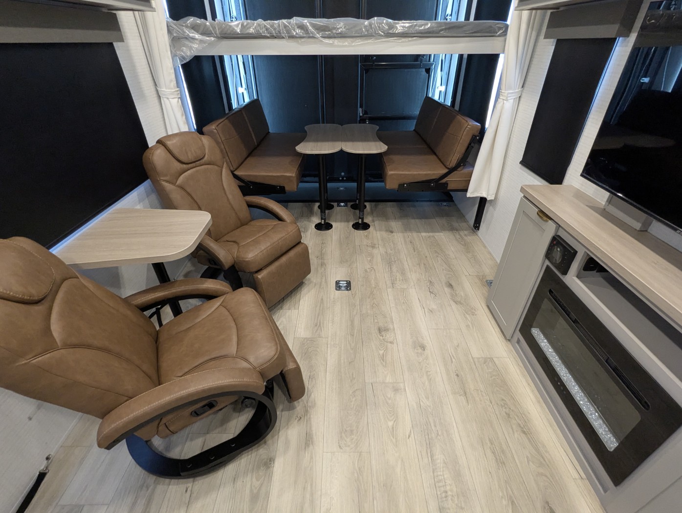 2027 Forest River Stealth 2900 - Image 17