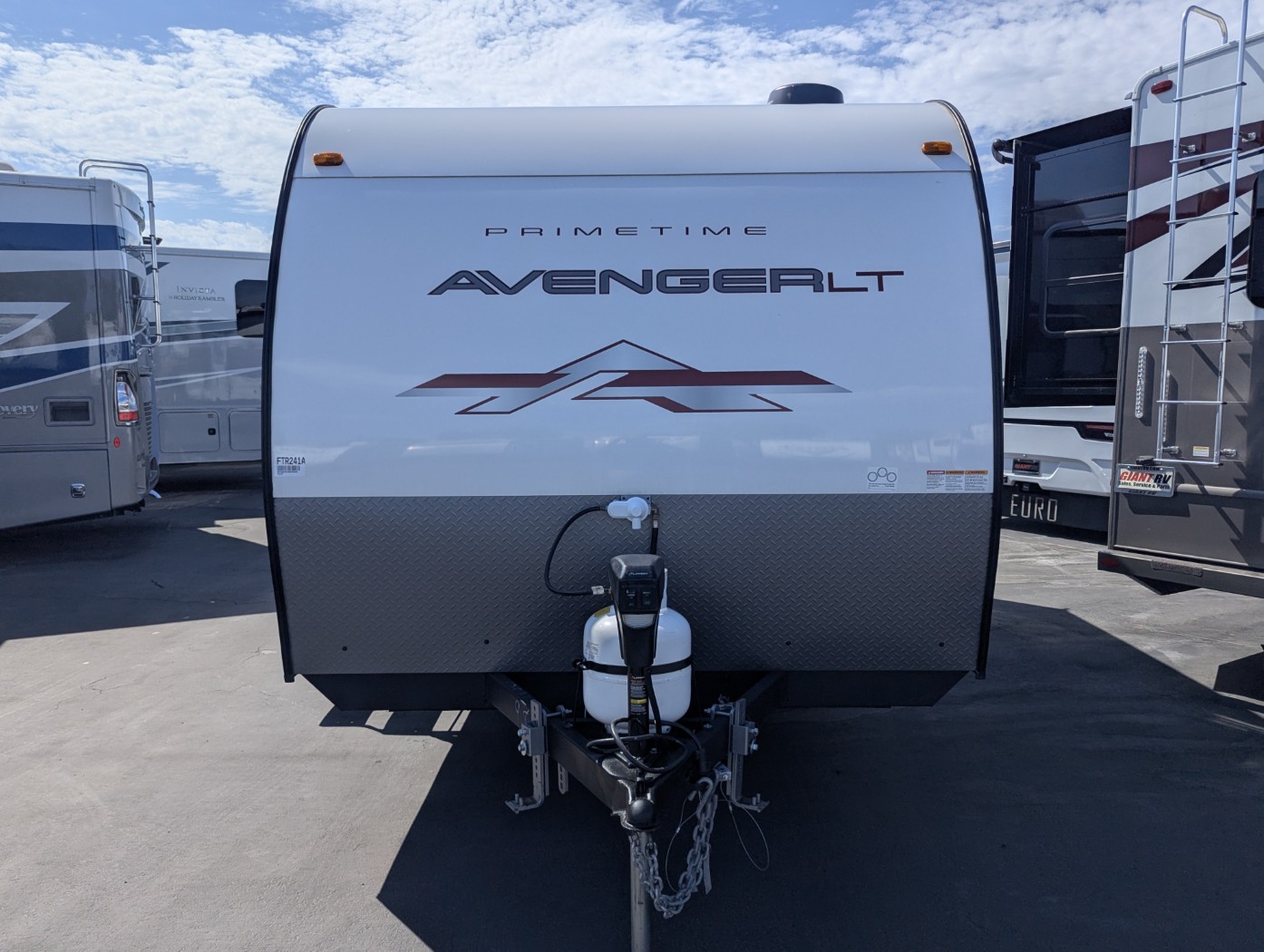 2025 Prime Time Avenger 16BH - Image 2
