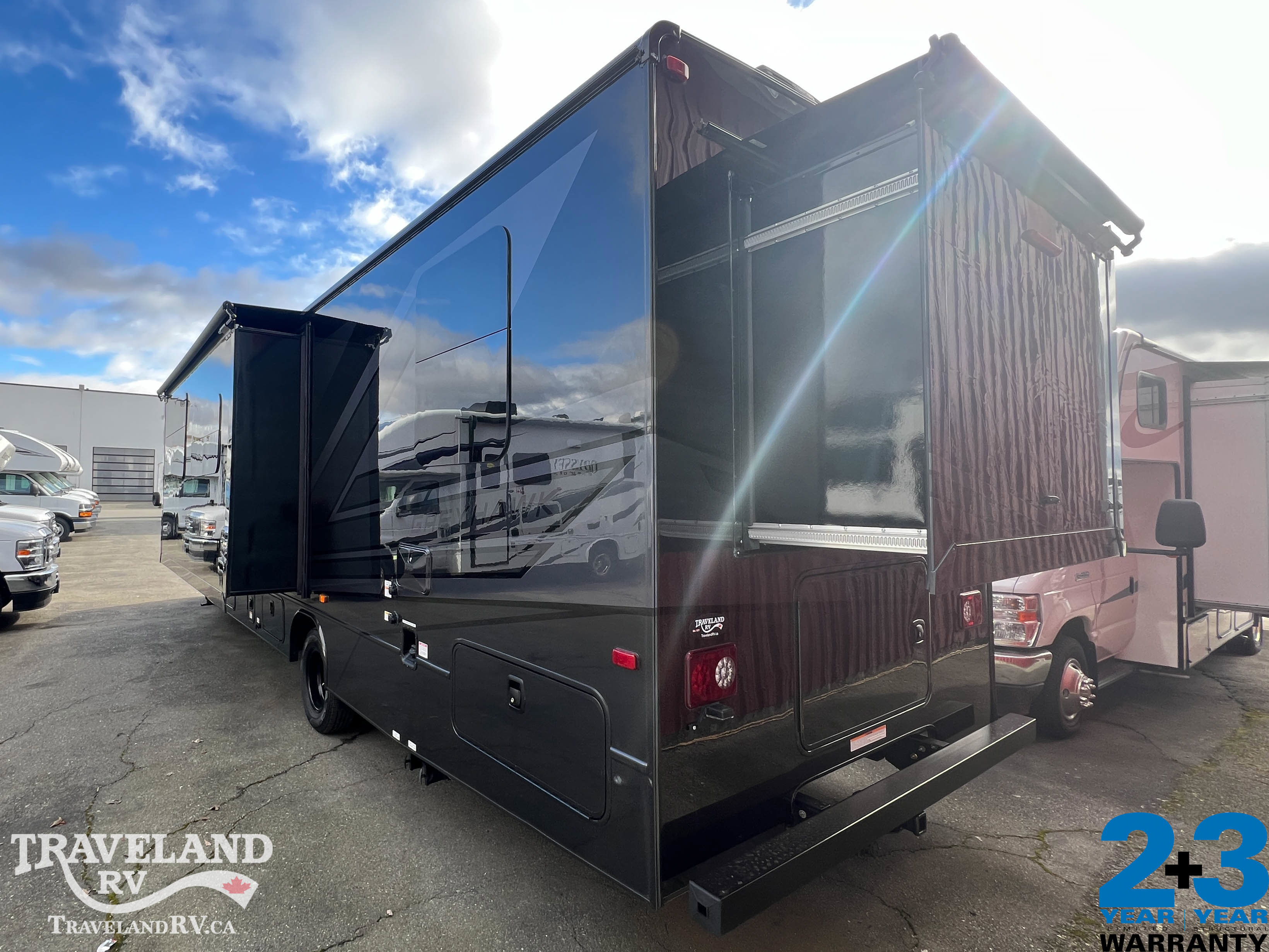 2026 Jayco Greyhawk 30Z - Image 4